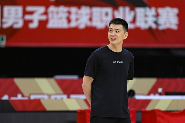  主场迎战山东！杨鸣：最后一轮决定我们能否进前四 认真做好准备