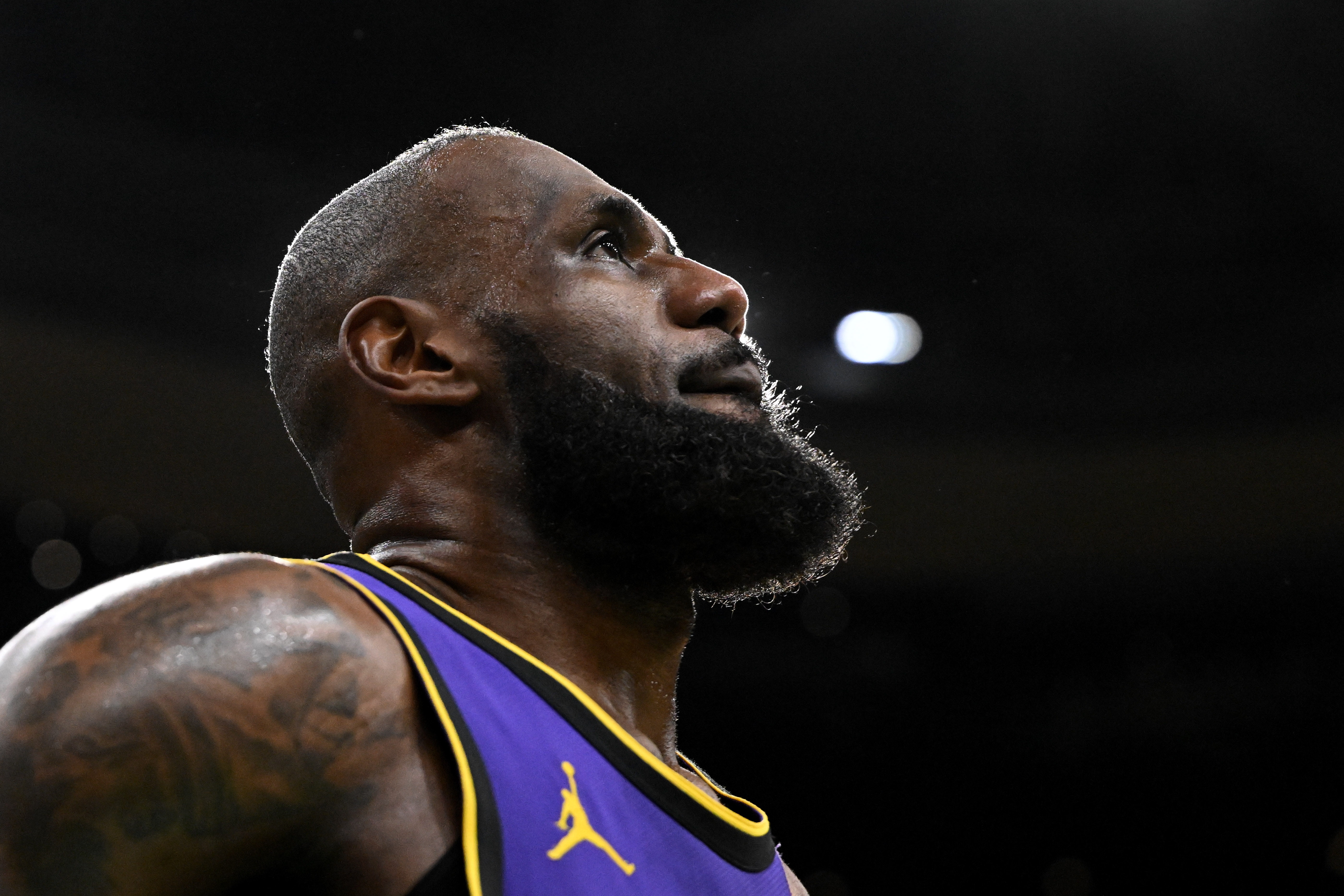  Skip：老詹回来湖人连输2个东部弱队&太可悲 不是说NBA最佳防守吗
